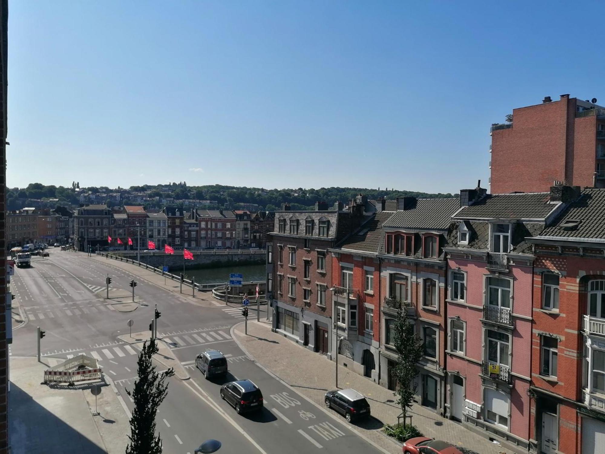 Superbe Appartement Neuf Et Moderne A Lüttich Exterior foto